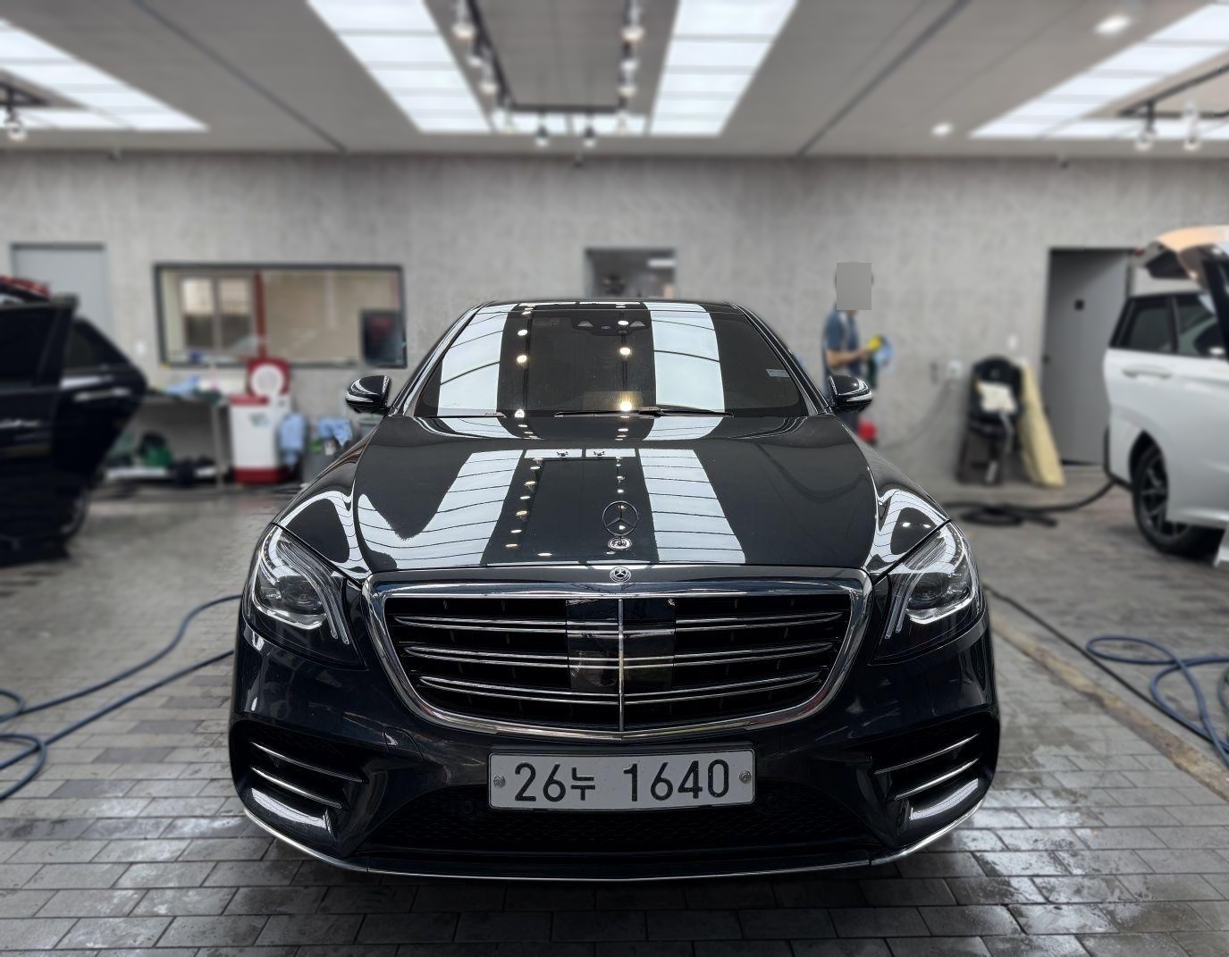 Mercedes-Benz S-Class (W222)