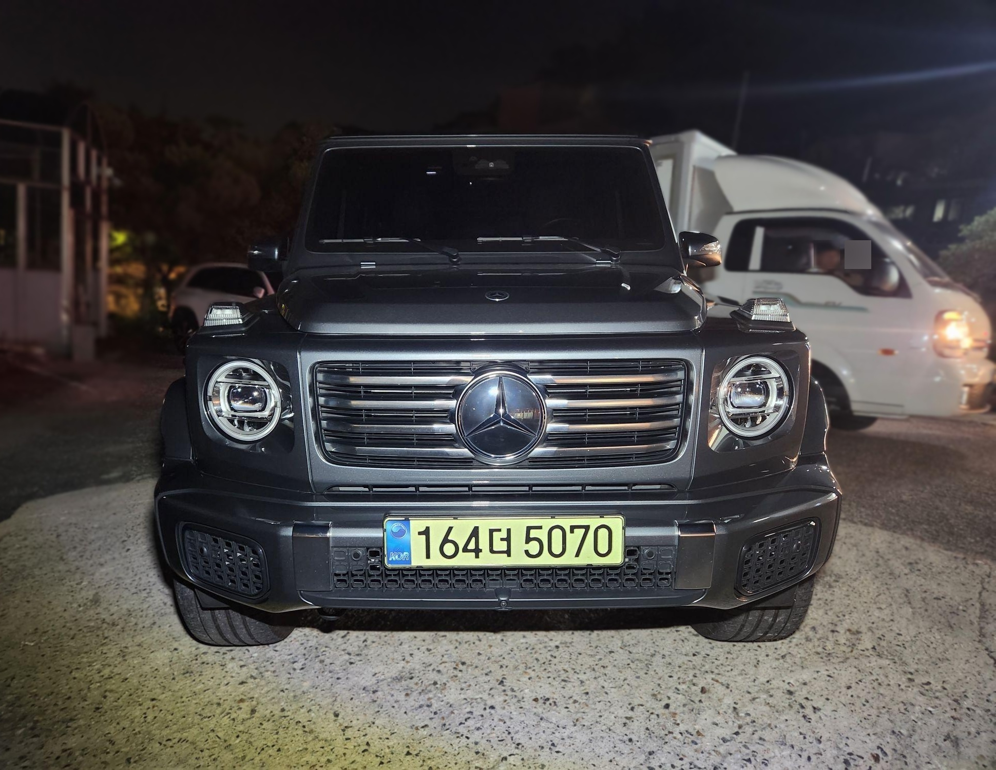 Mercedes-Benz G-Class W465