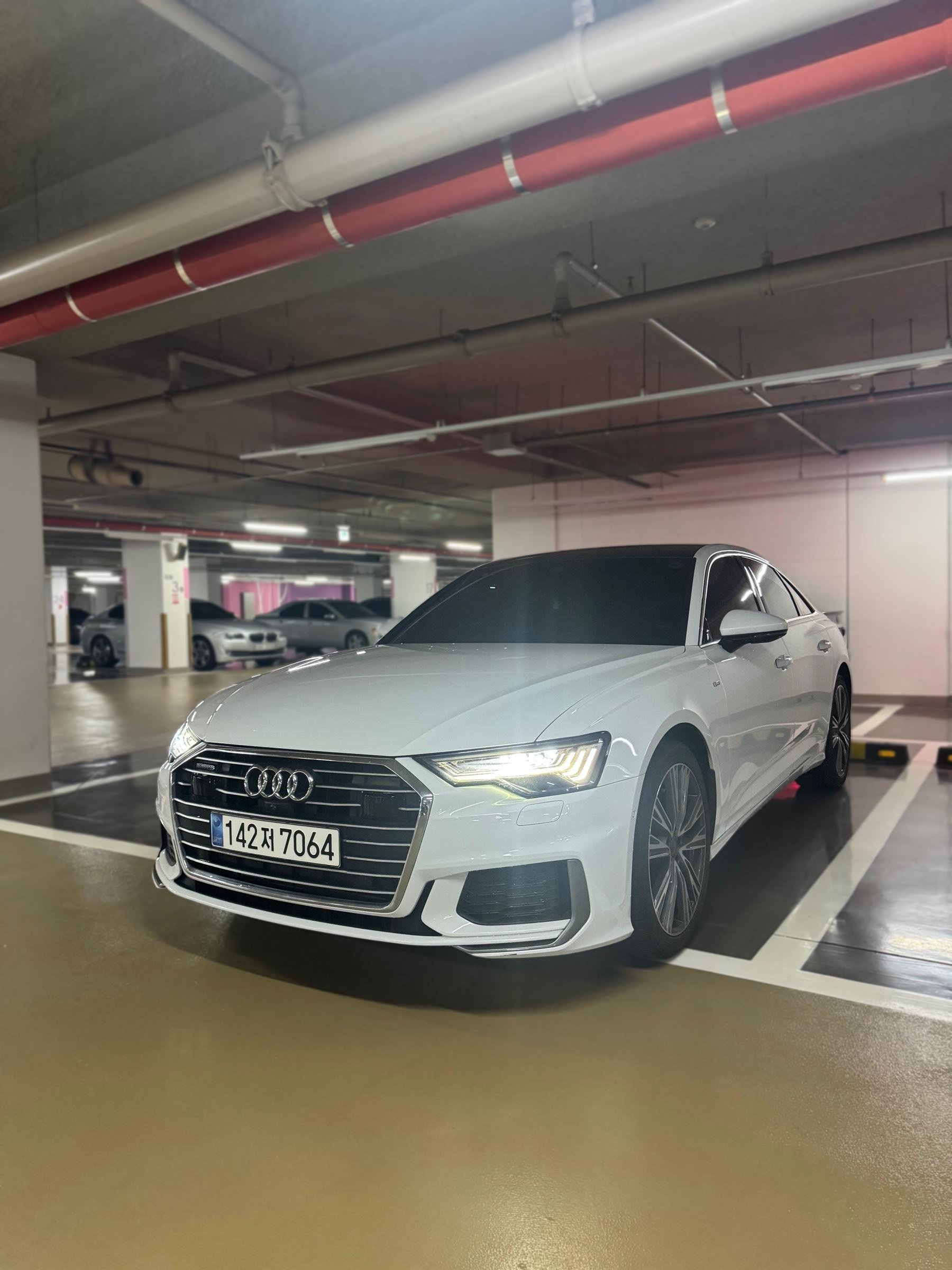 Audi A6 (C8)
