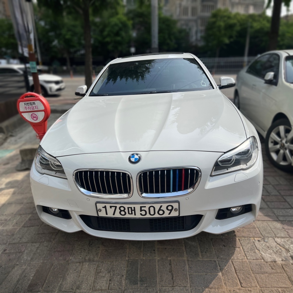 BMW 5 Series (F10)