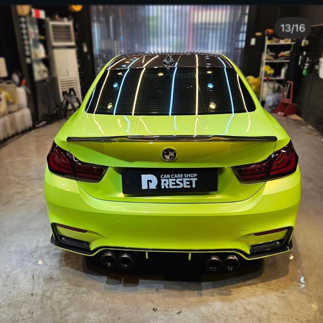 BMW M4 (F82)