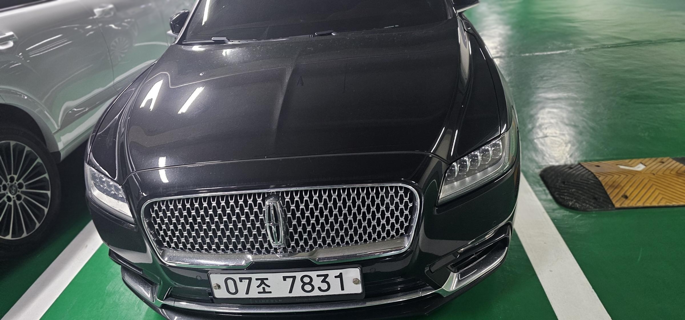 Lincoln Continental 10th Gen