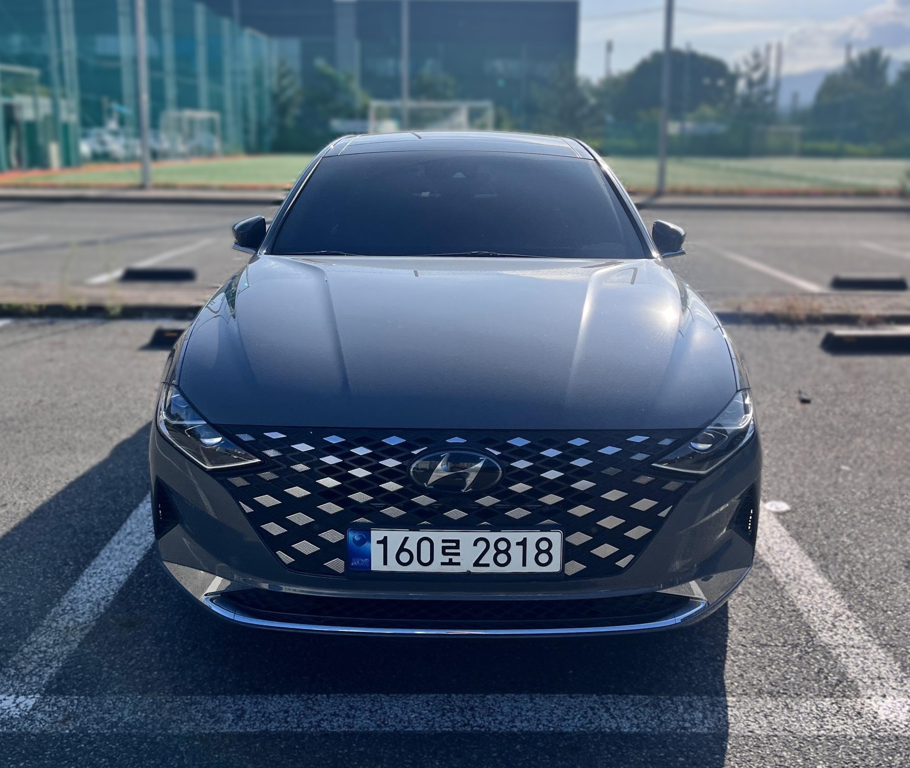 Hyundai The New Grandeur IG Hybrid