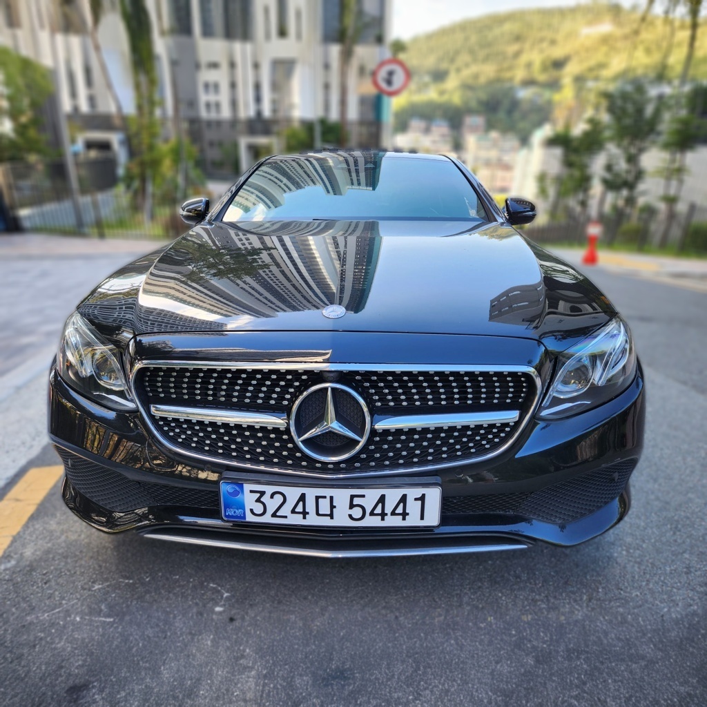 Mercedes-Benz E-Class (W213)