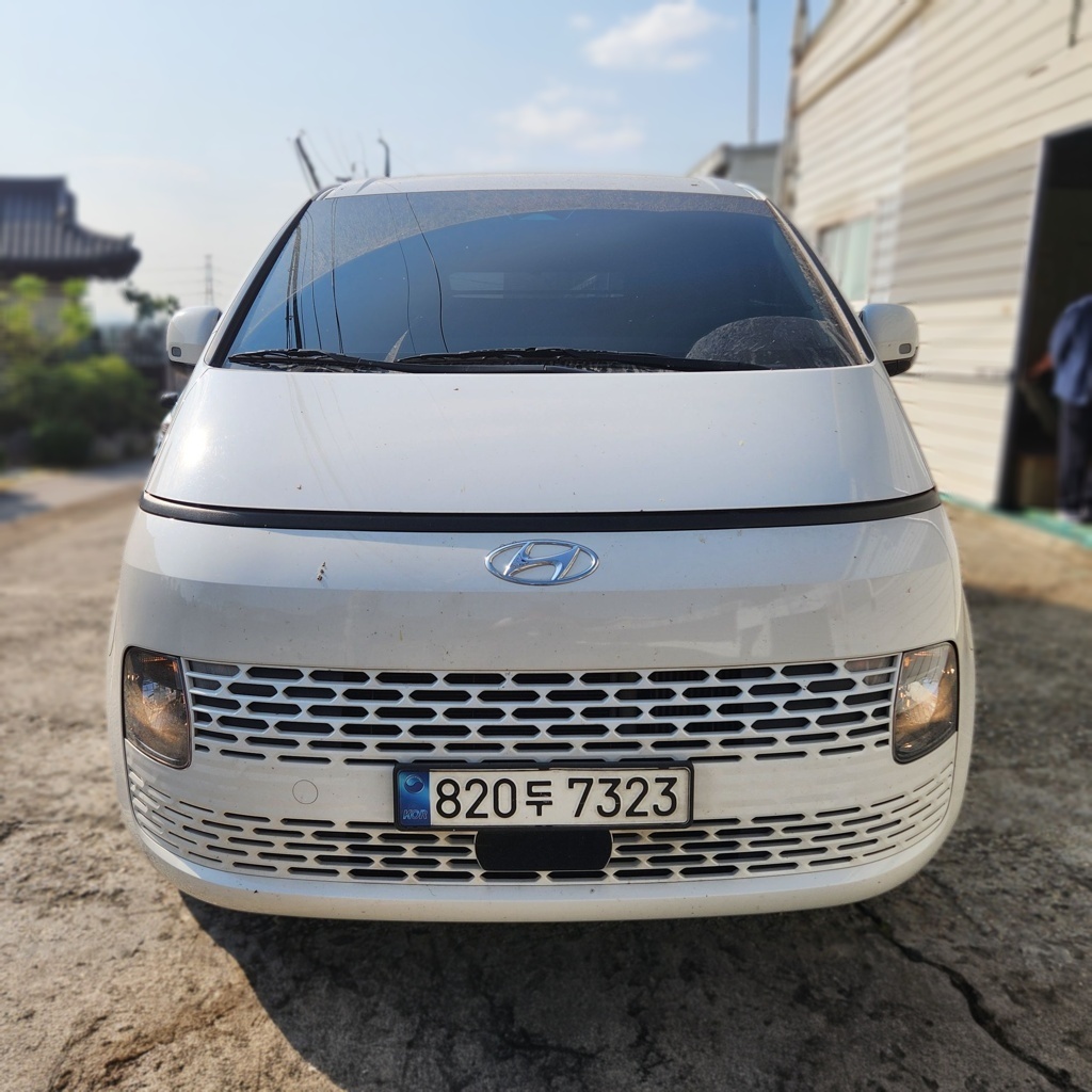 Hyundai Staria