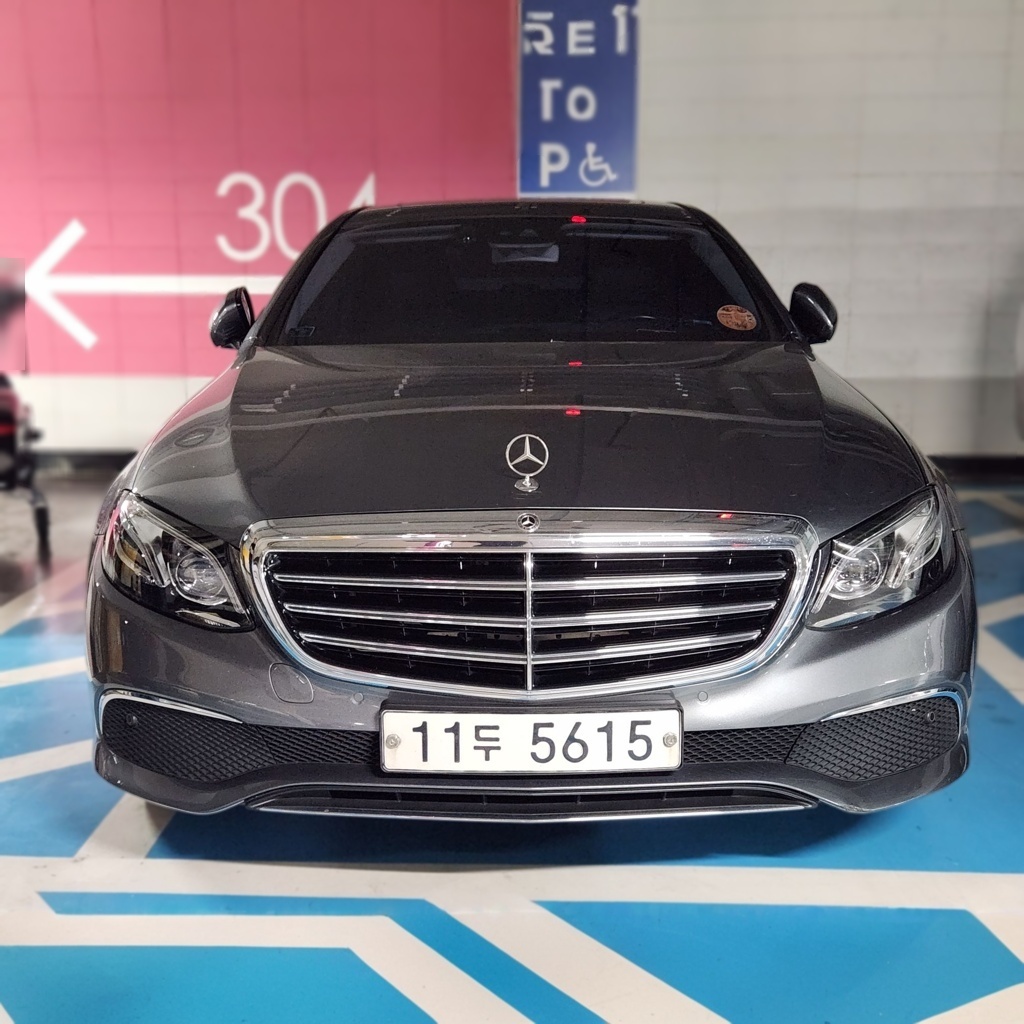 Mercedes-Benz E-Class (W213)