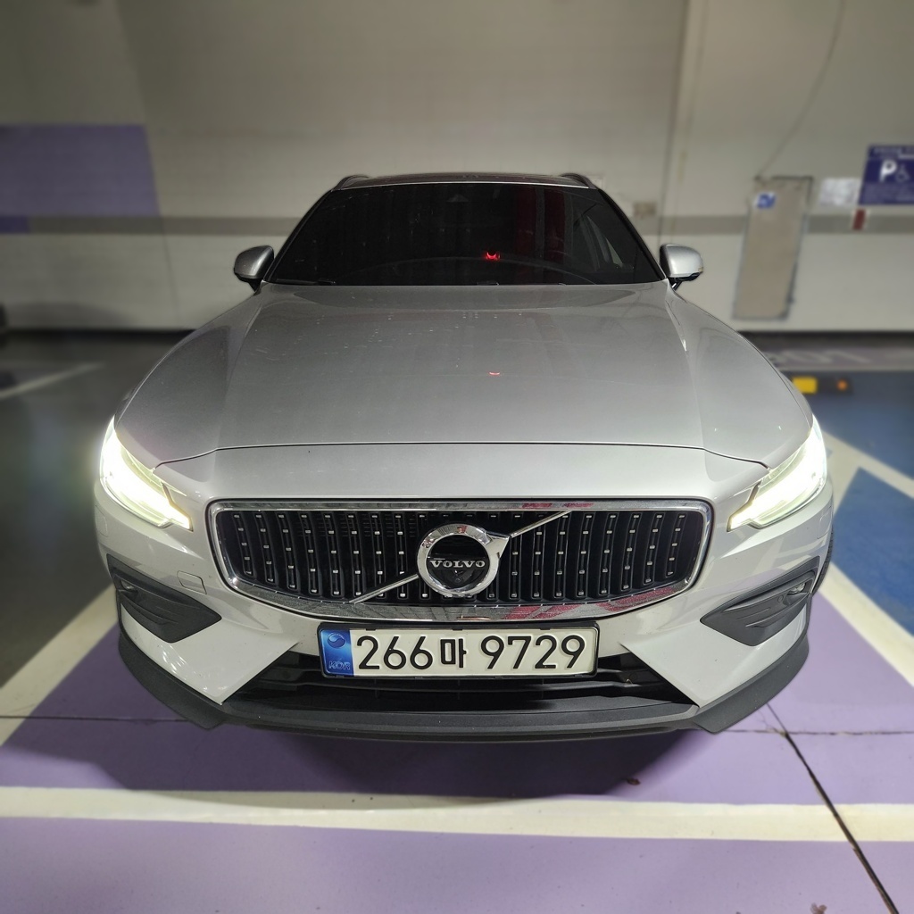 Volvo V60 Cross Country 2nd Gen