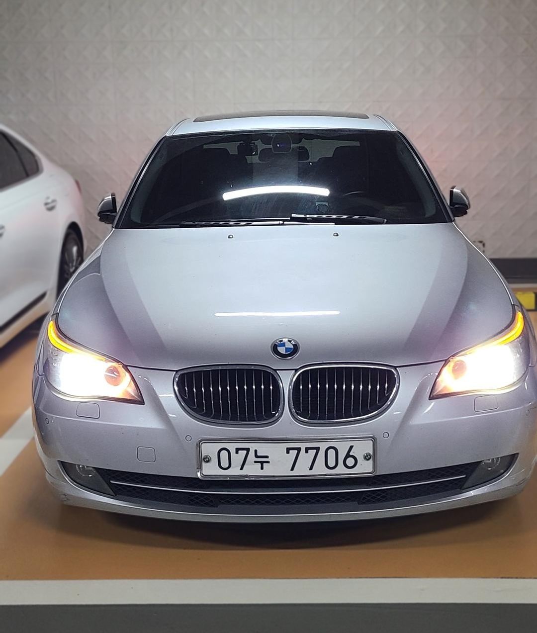BMW 5 Series (E60)