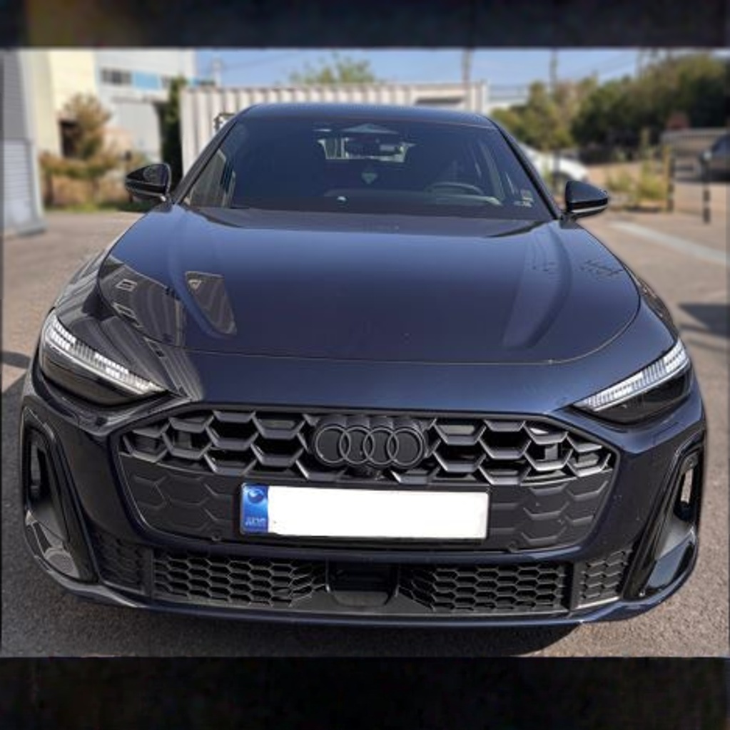 아우디 A5 (B10)