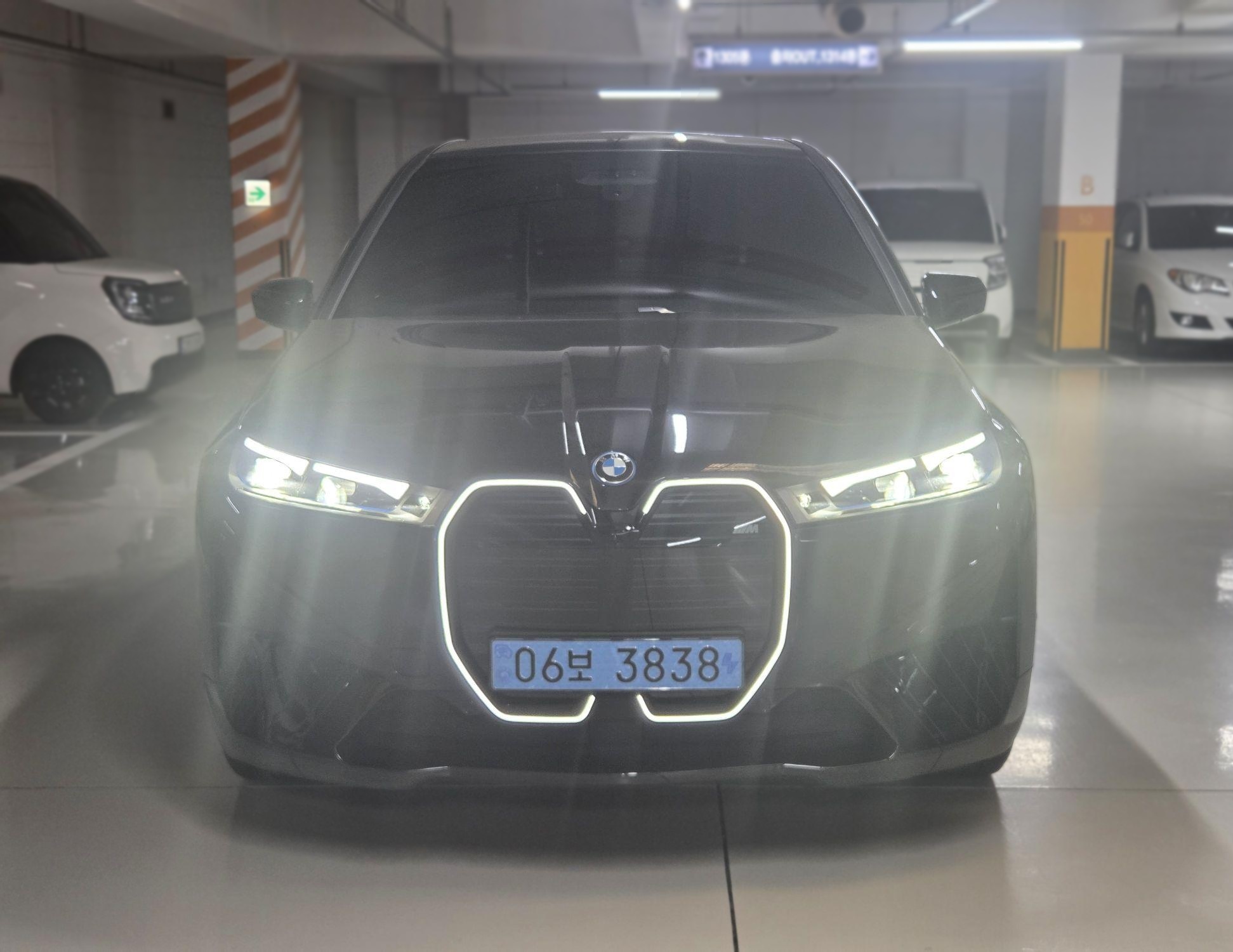 BMW iX