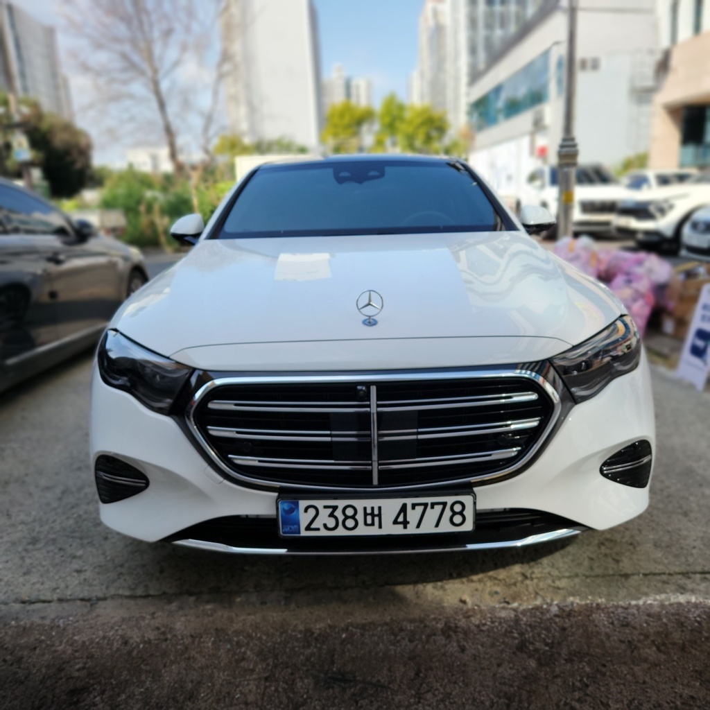Mercedes-Benz E-Class (W214)