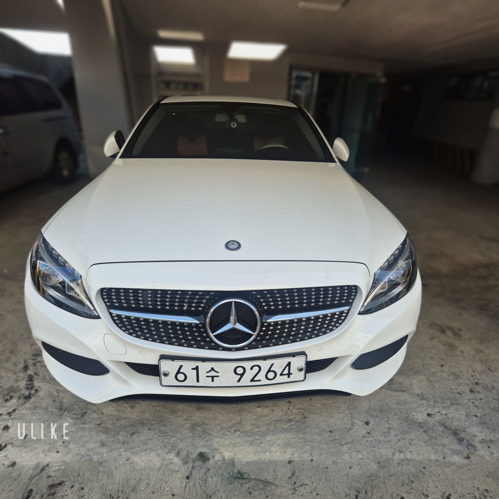 Mercedes-Benz C-Class (W205)