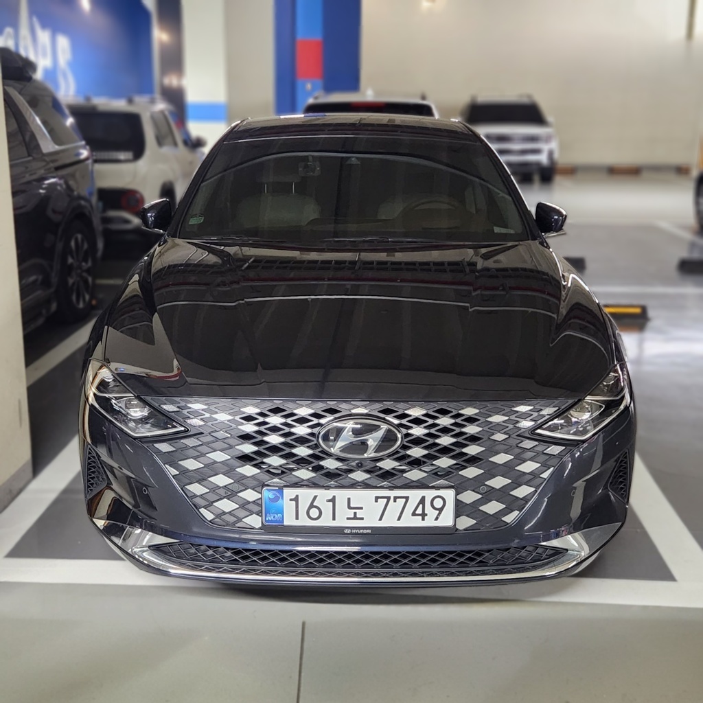 Hyundai The New Grandeur IG Hybrid