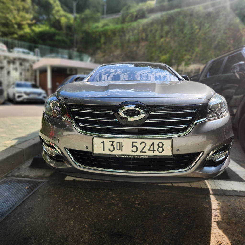Renault Korea (Samsung) SM7 Nova
