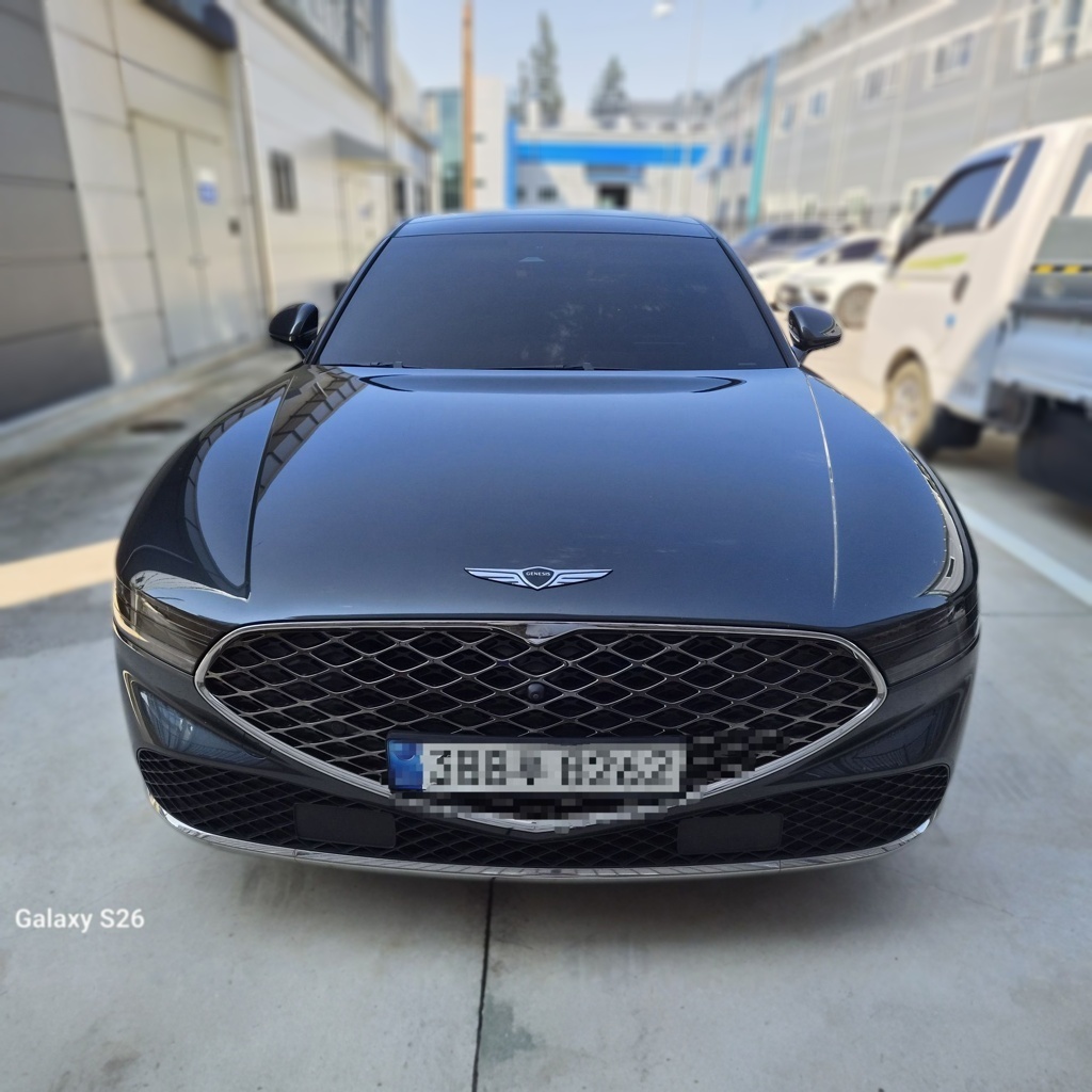 2023 Genesis G90 2 Generation (RS4) 3.5T Gasoline AWD — photograph 1 of 1