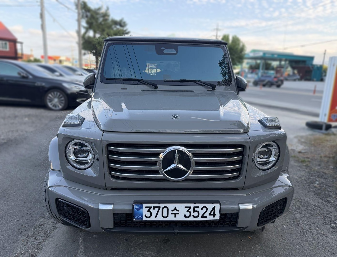 Mercedes-Benz G-Class W465