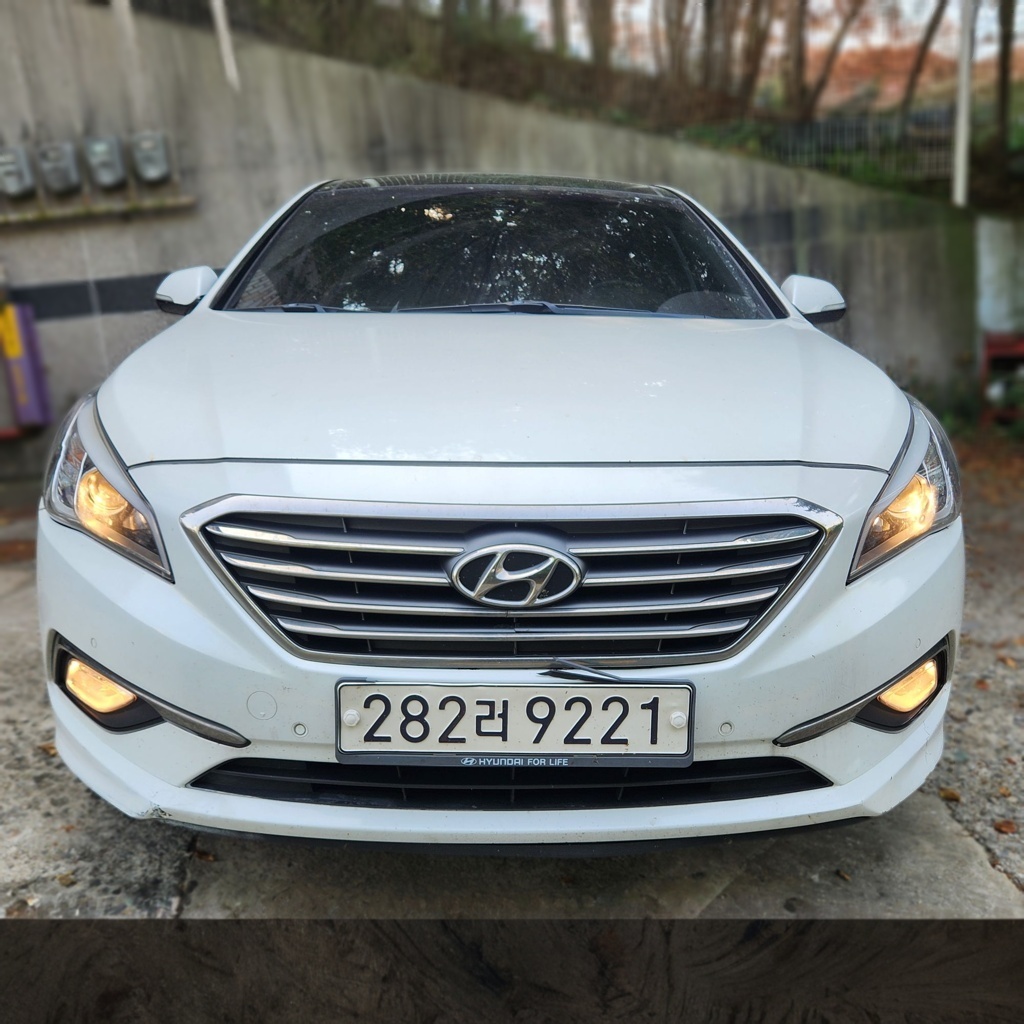 Hyundai LF Sonata