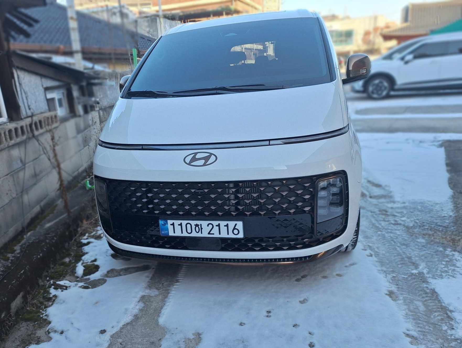 Hyundai Staria