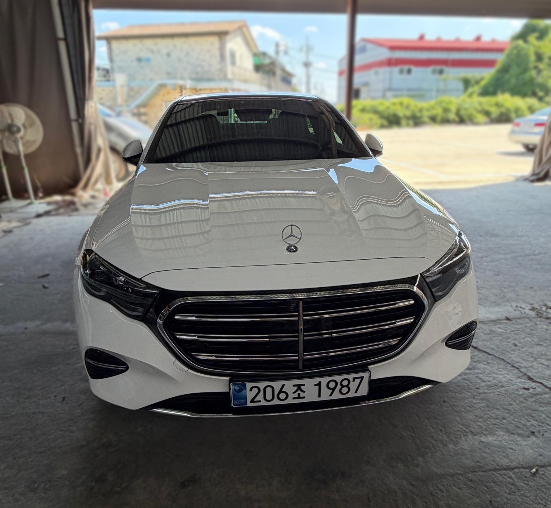 Mercedes-Benz E-Class (W214)