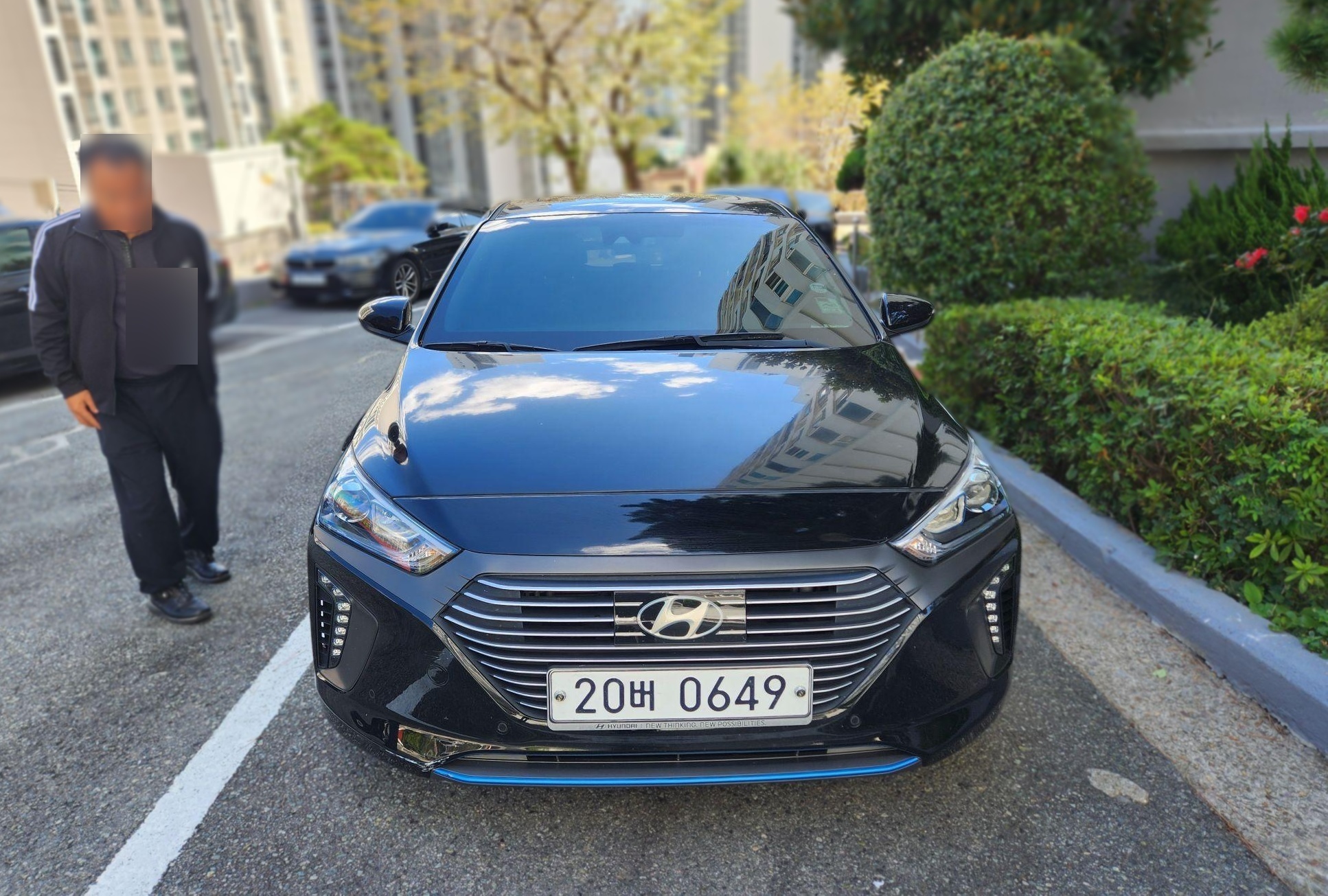 Hyundai IONIQ