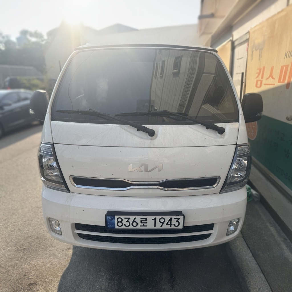 2025 BONGO 1 ton L 25 Each WING BODY EXTRA LONG WHEELBASE King Cab GL LPi 2WD Automatic — photograph 1 of 1