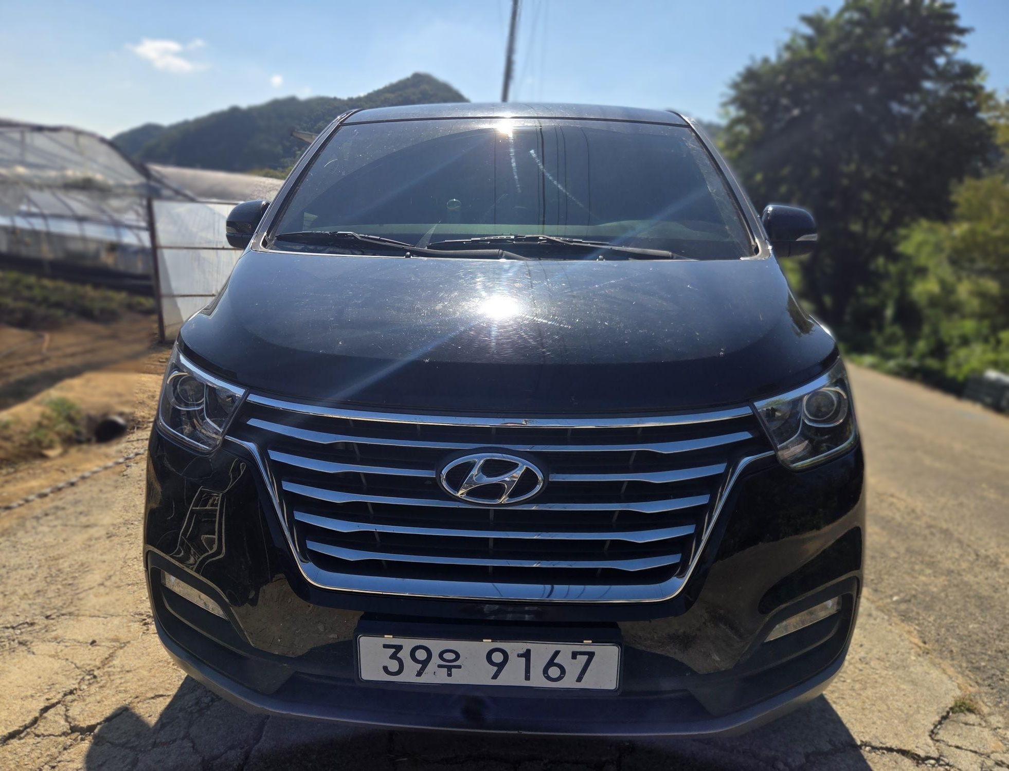 Hyundai The New Grand Starex