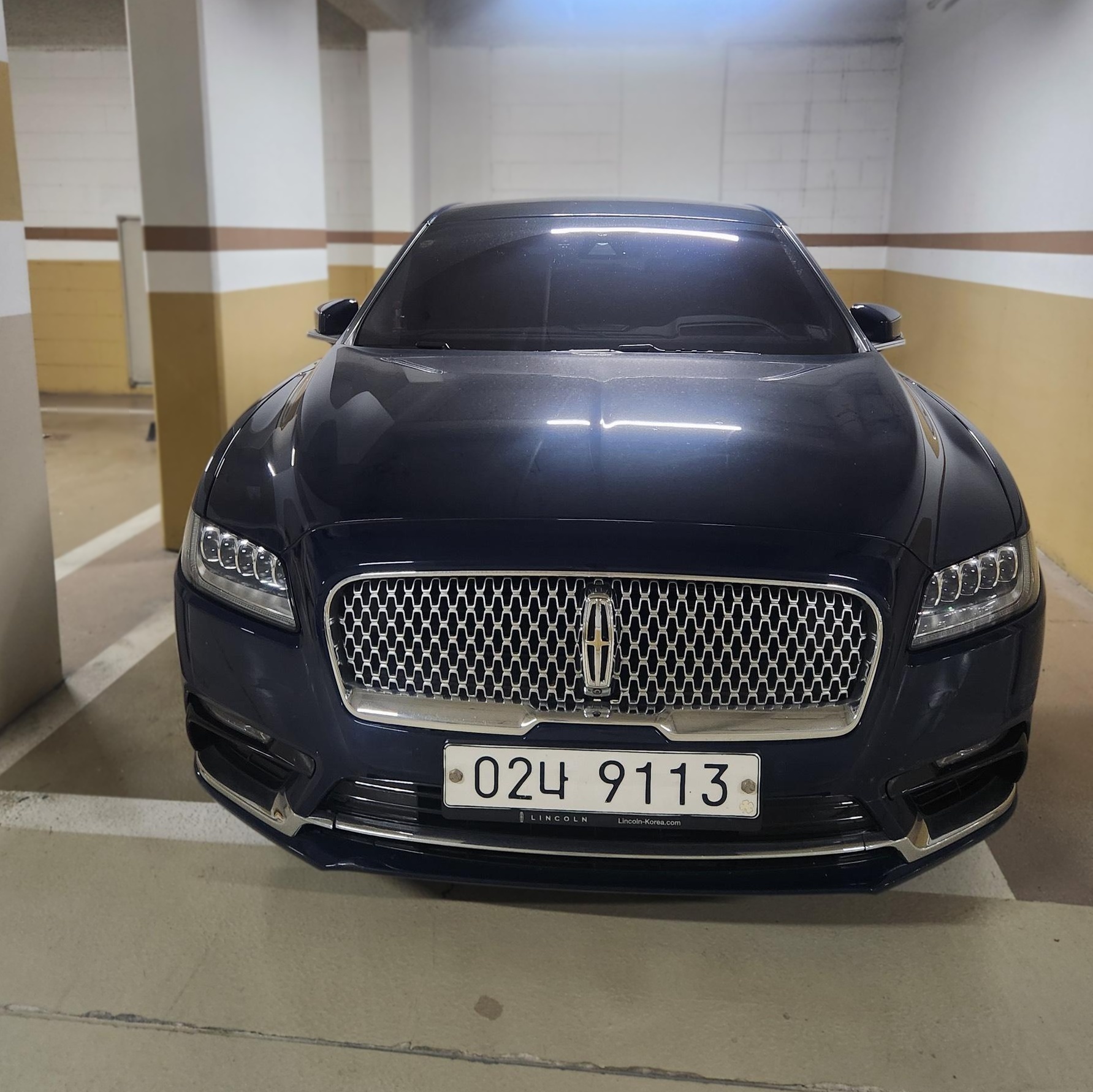 Lincoln Continental 10th Gen