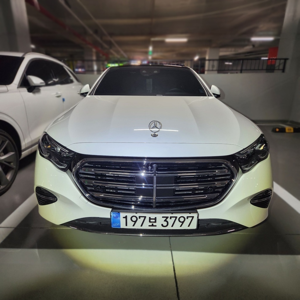 Mercedes-Benz E-Class (W214)