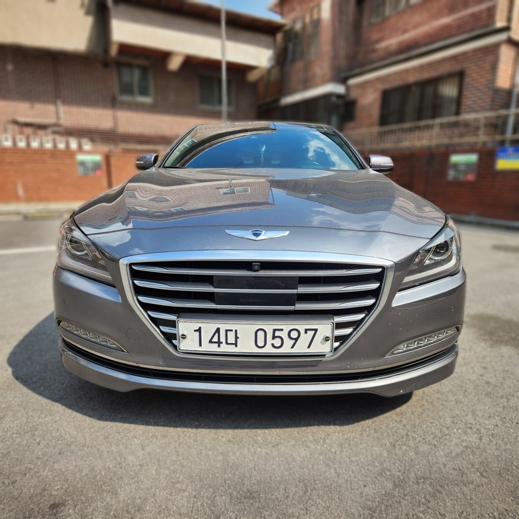 Hyundai Genesis DH