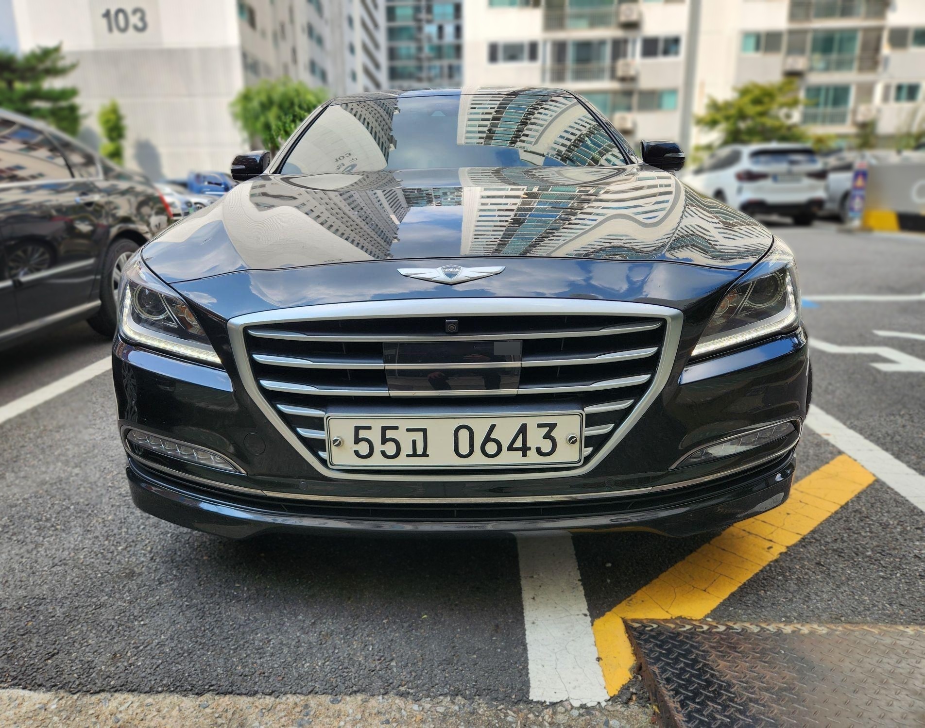 Hyundai Genesis DH