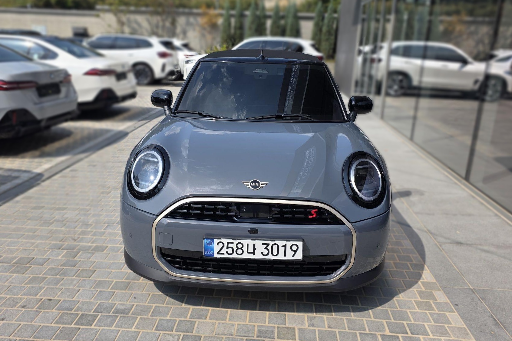 MINI Convertible 4th Gen