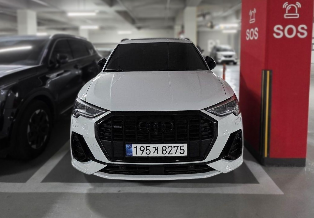 Audi Q3 (F3)