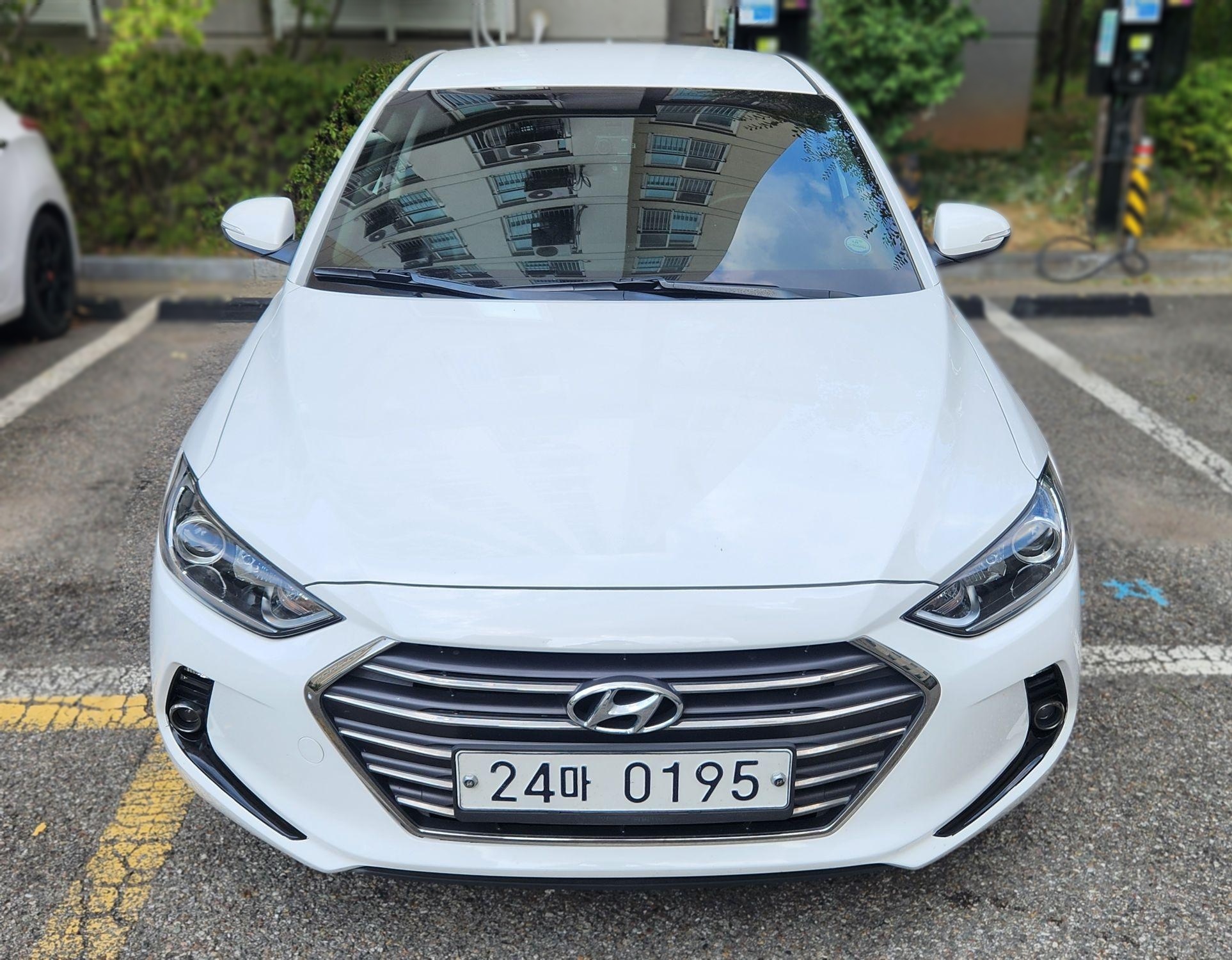 Hyundai Avante AD