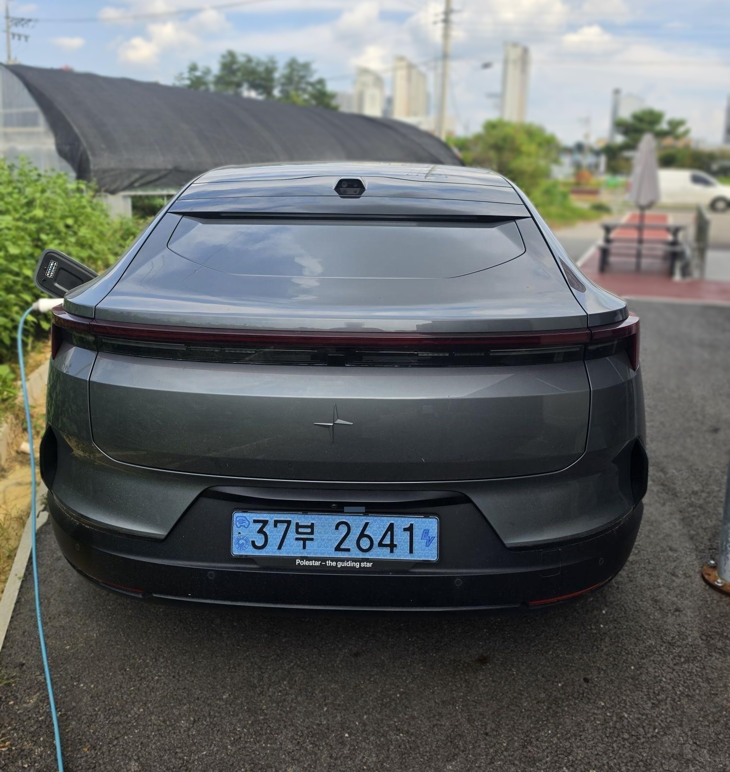 Polestar 4