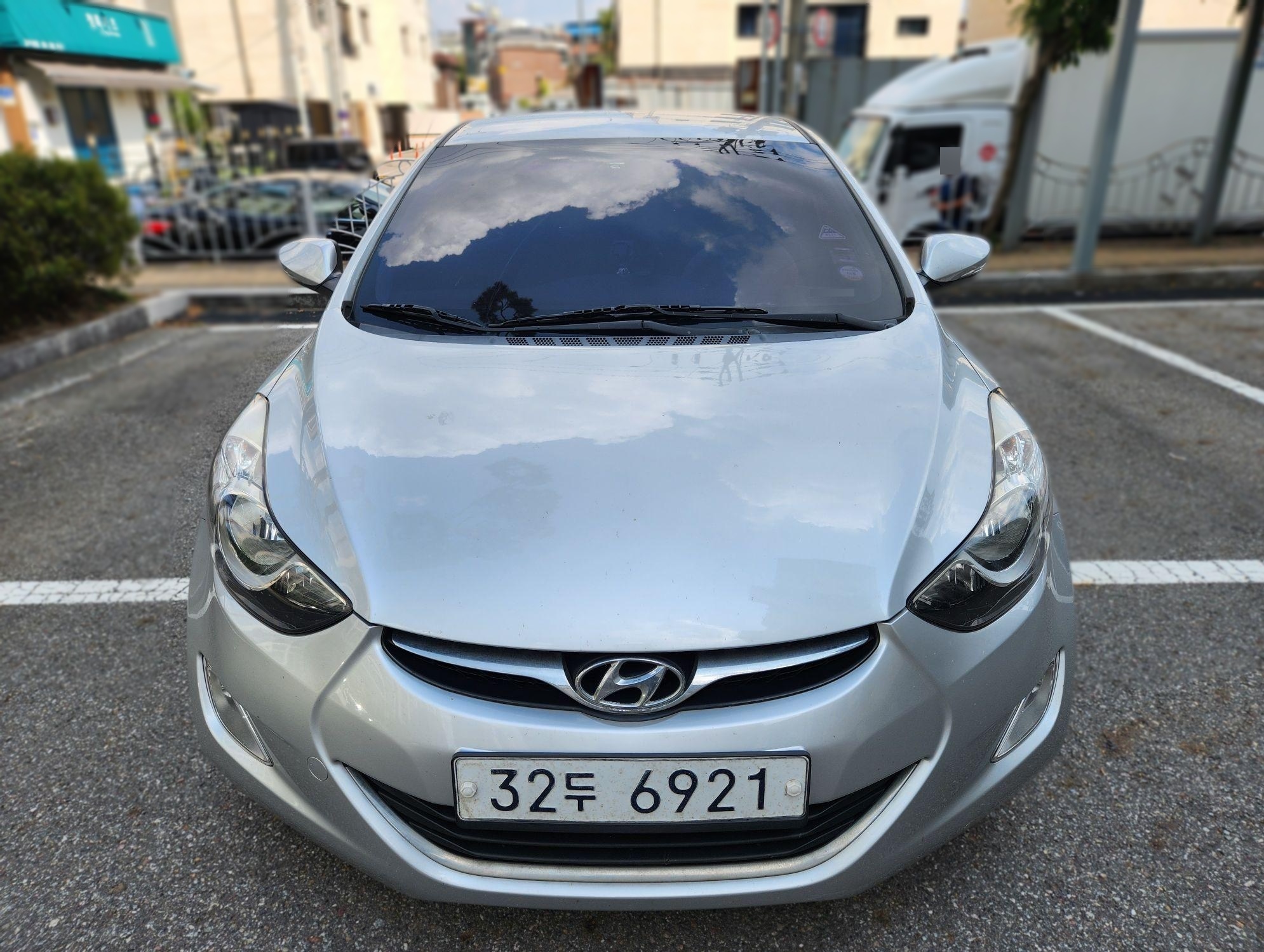 Hyundai Avante MD