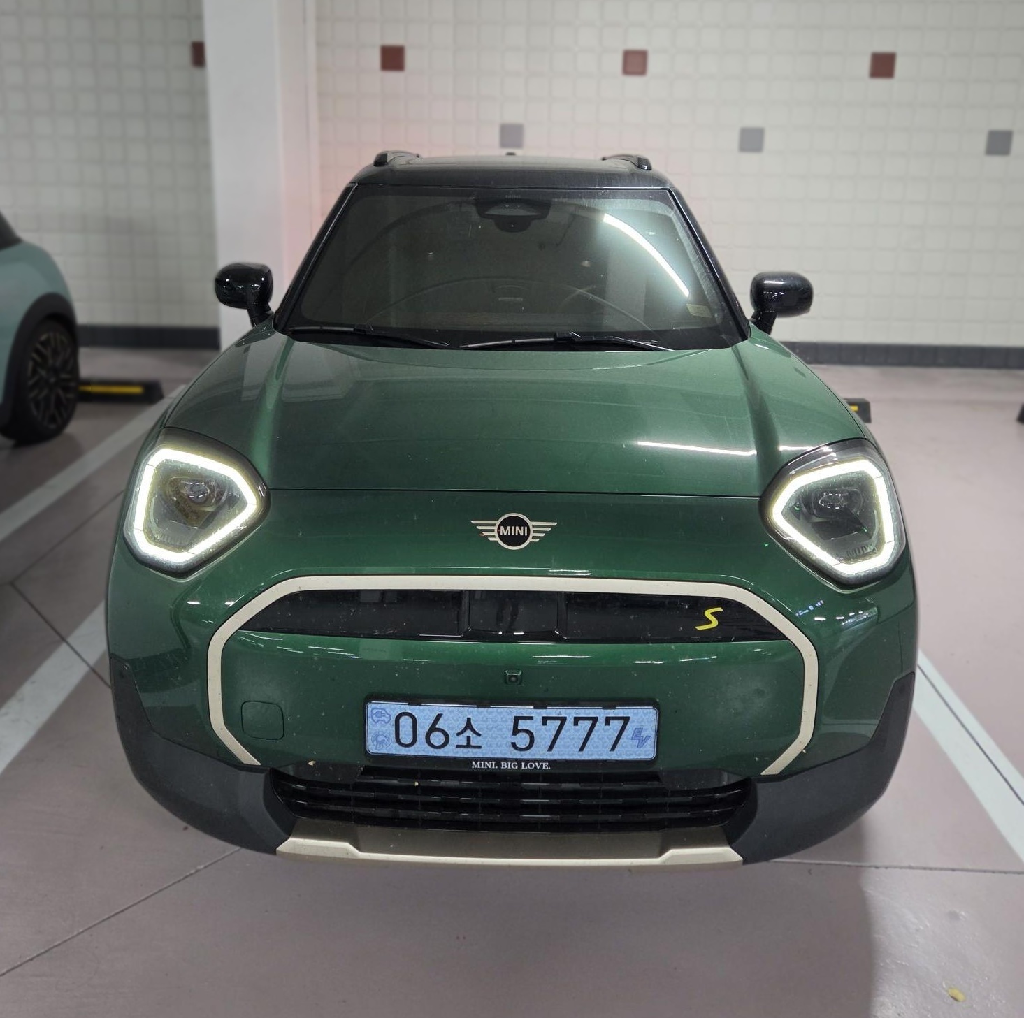 MINI Aceman 1st Gen
