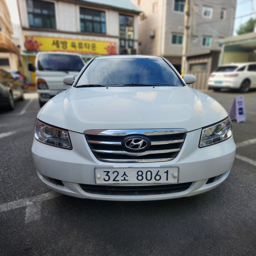 Hyundai NF Sonata