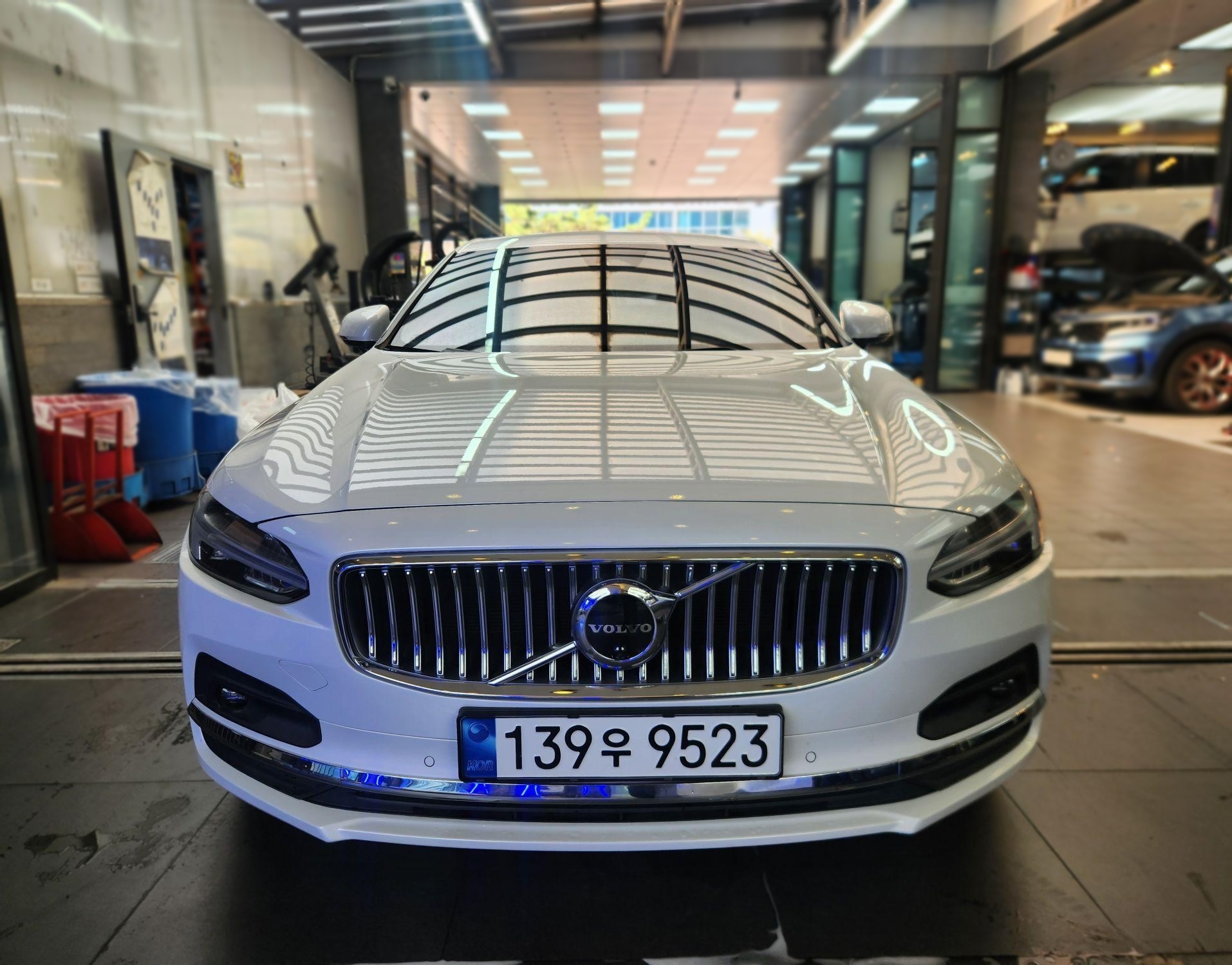 Volvo S90
