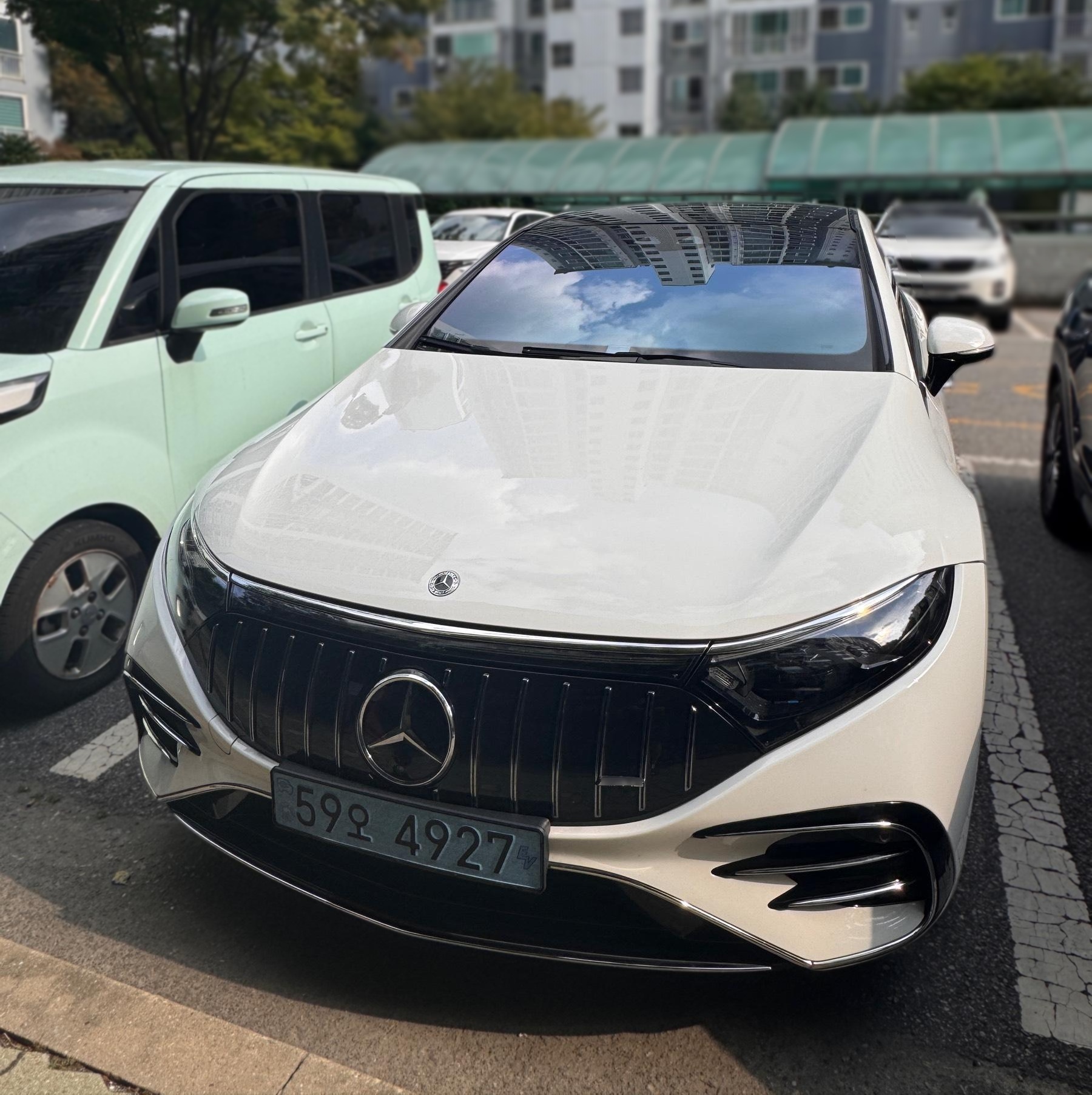 Mercedes-Benz EQS V297