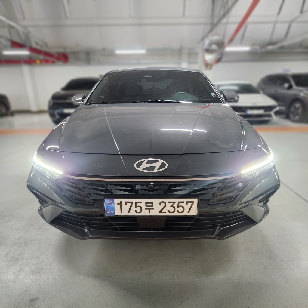 Hyundai The New Avante (CN7)