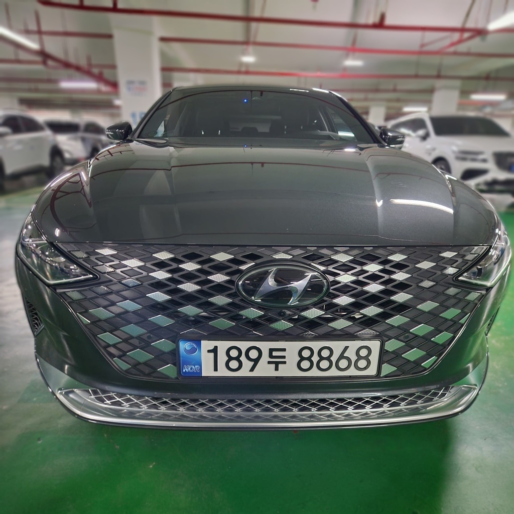Hyundai The New Grandeur IG Hybrid