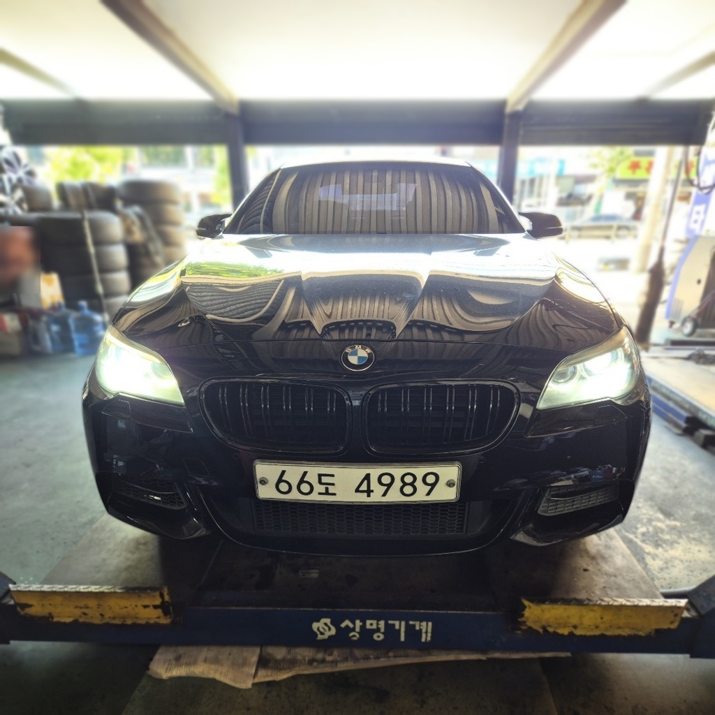 BMW 5 Series (F10)