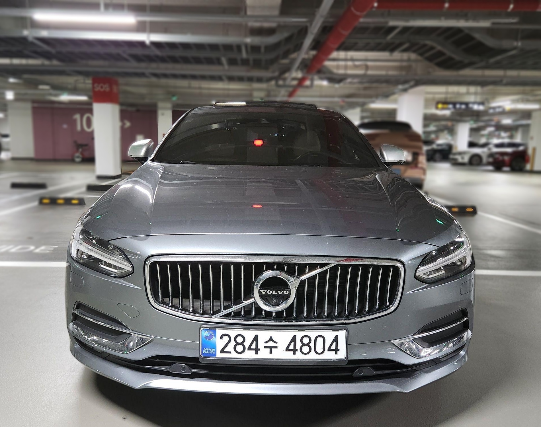 Volvo S90