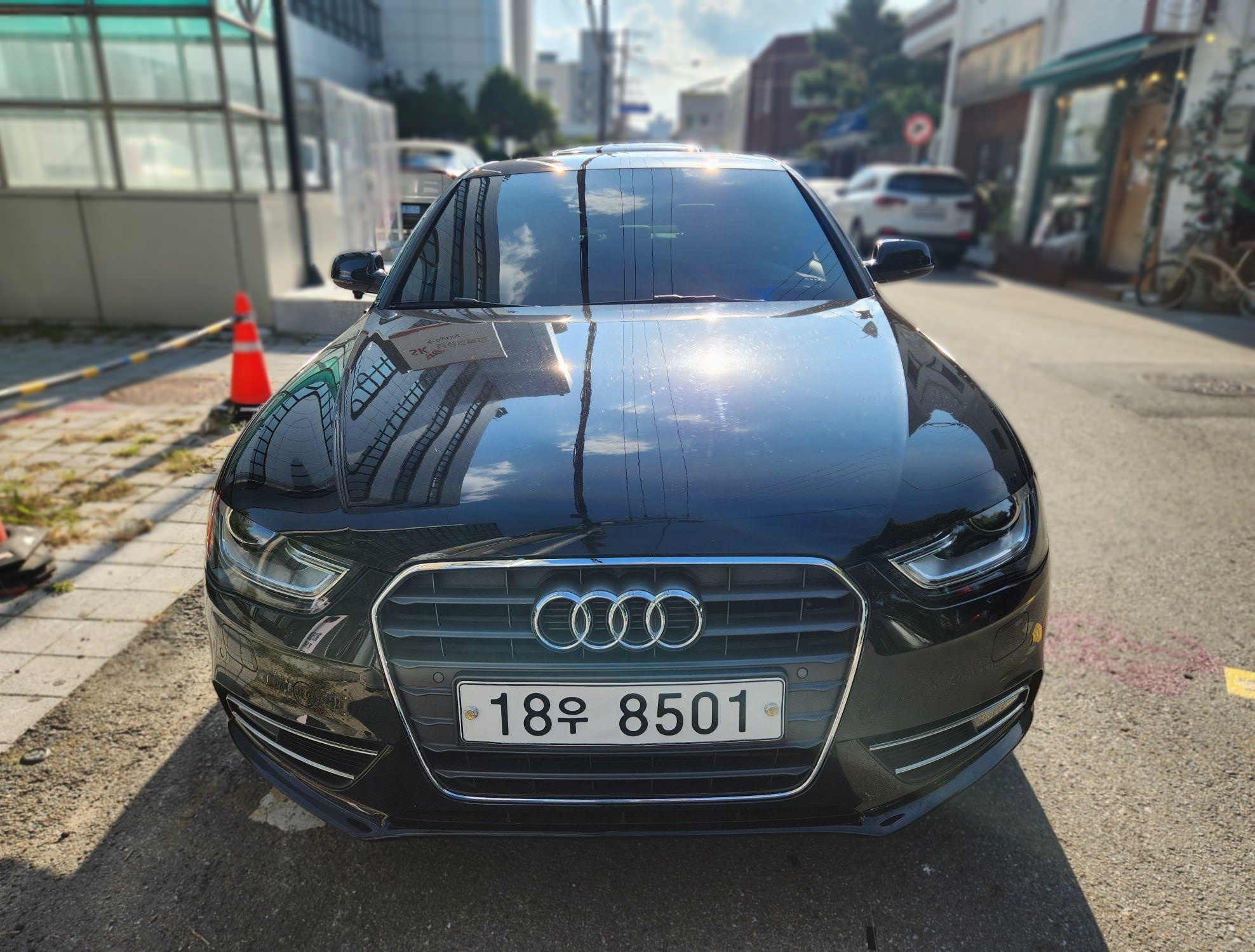 Audi A4 (B8)
