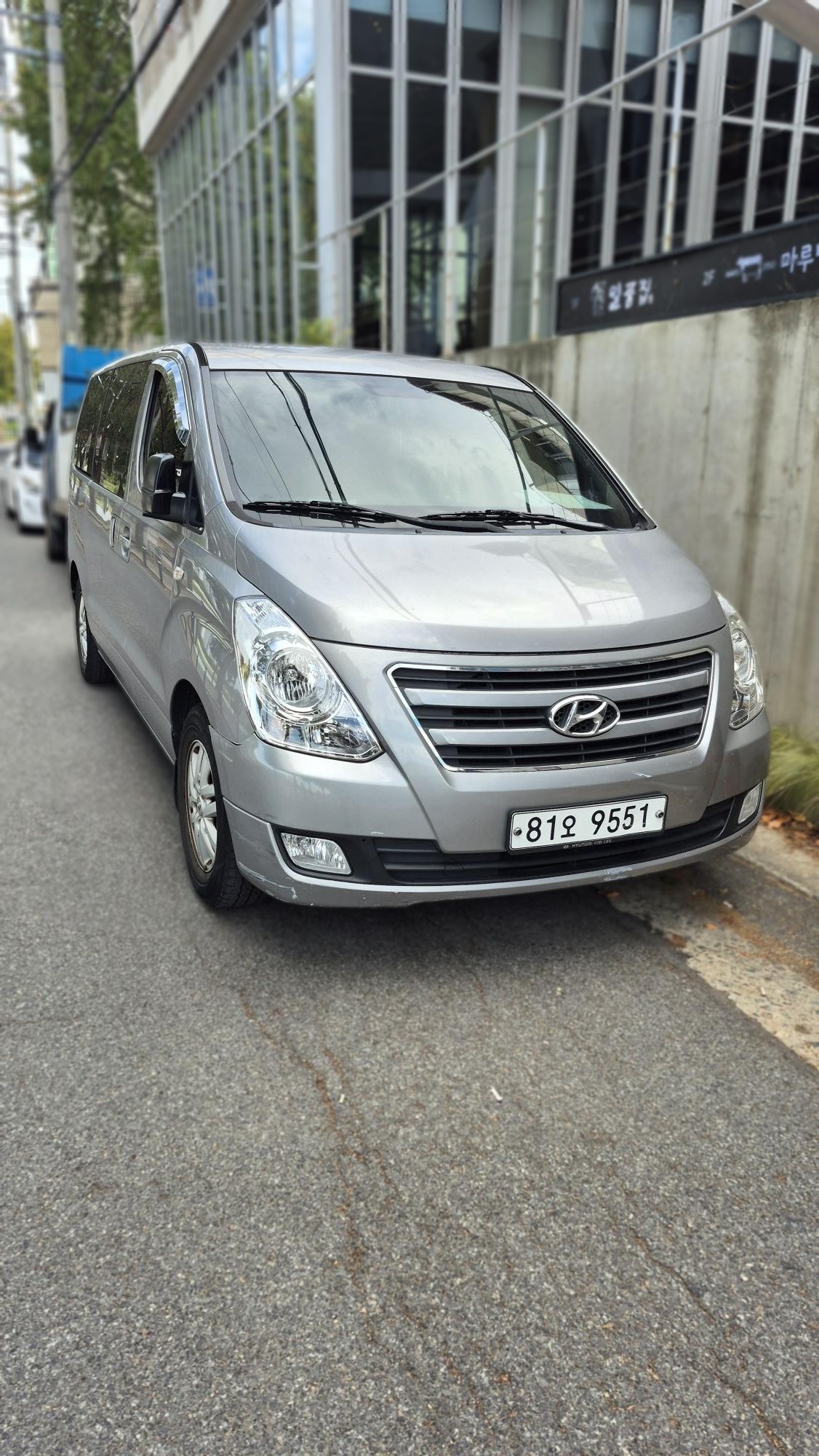Hyundai Grand Starex