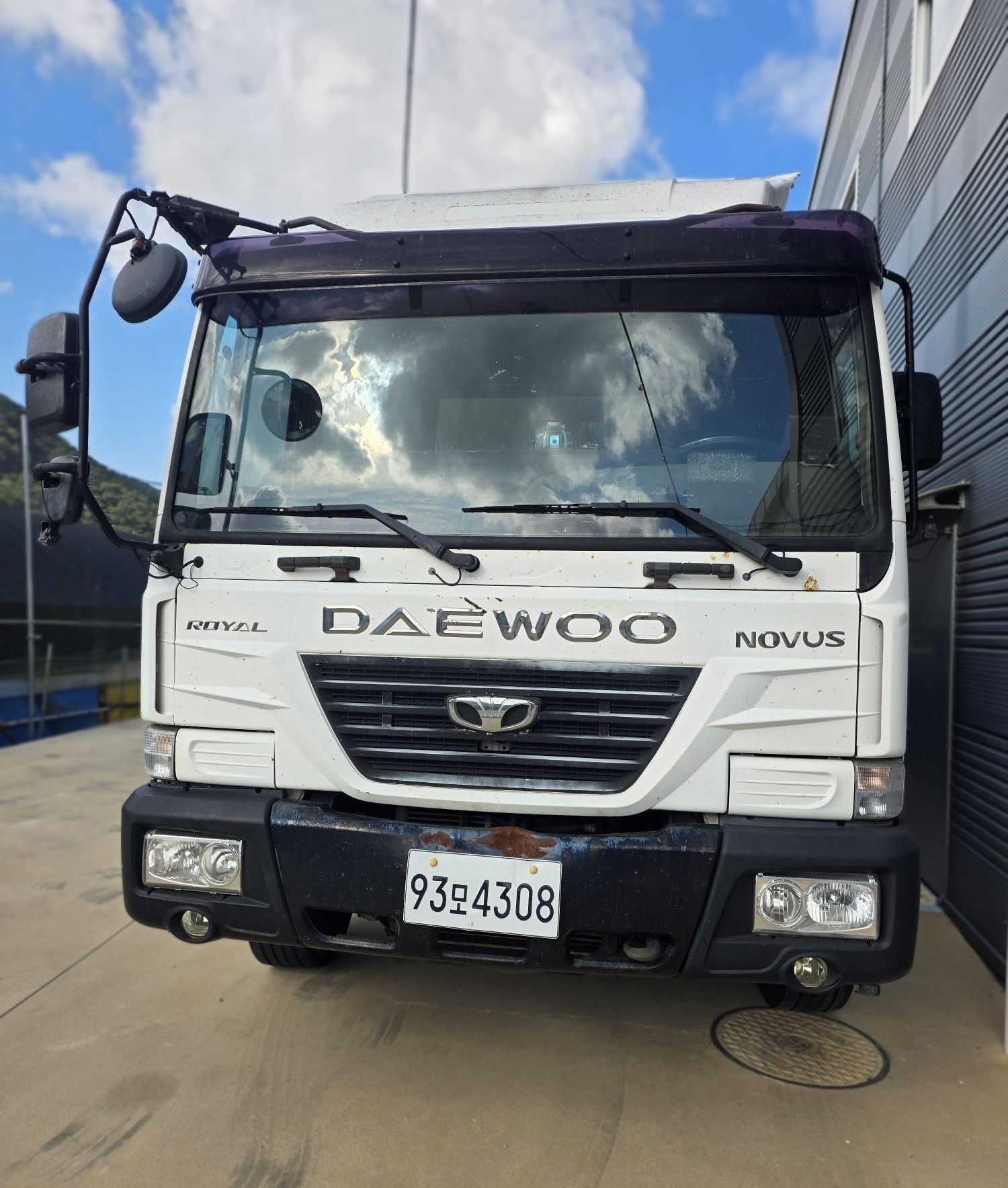 한쓰7.5톤울트라트럭 5,890cc