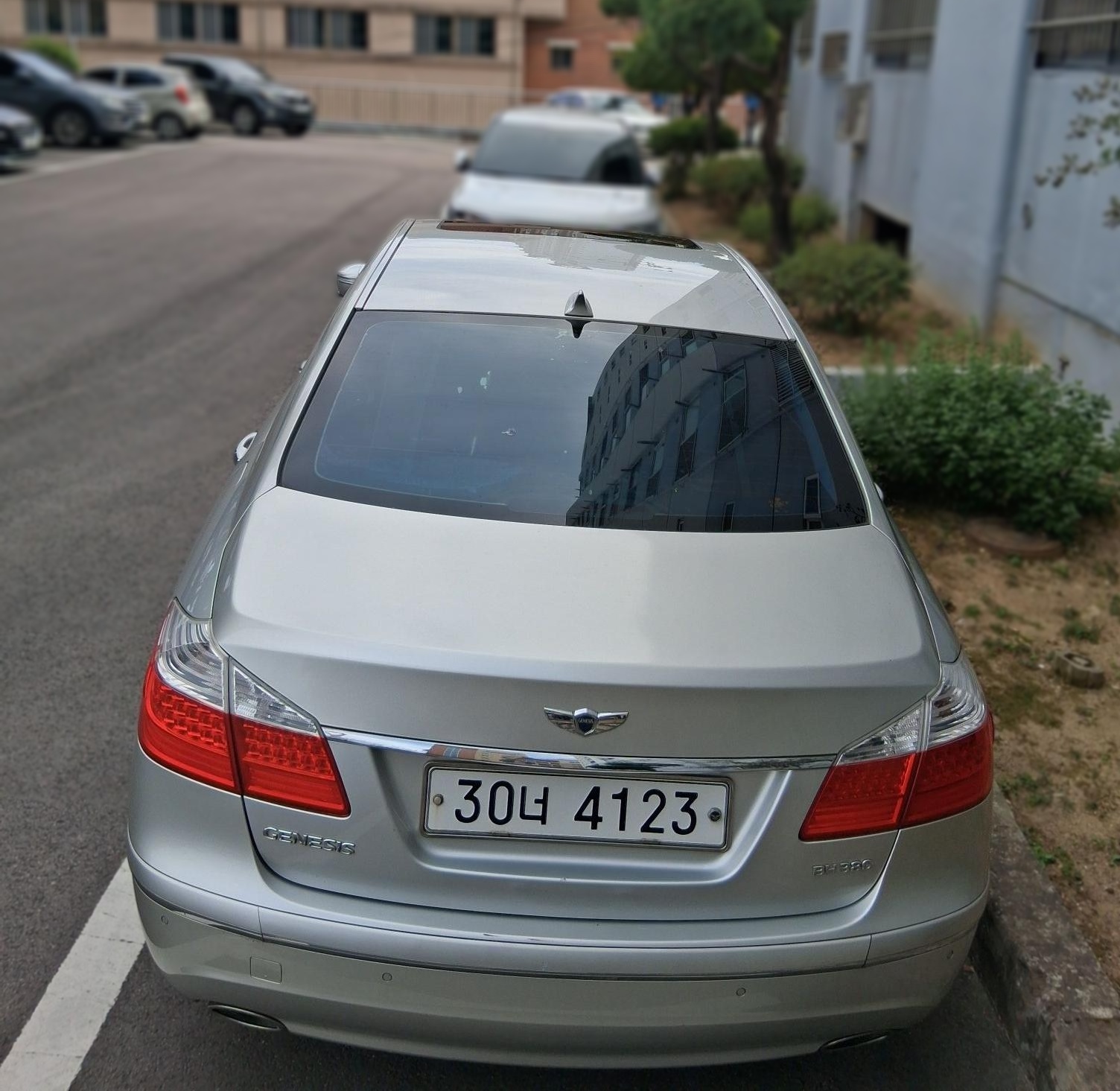 Hyundai Genesis