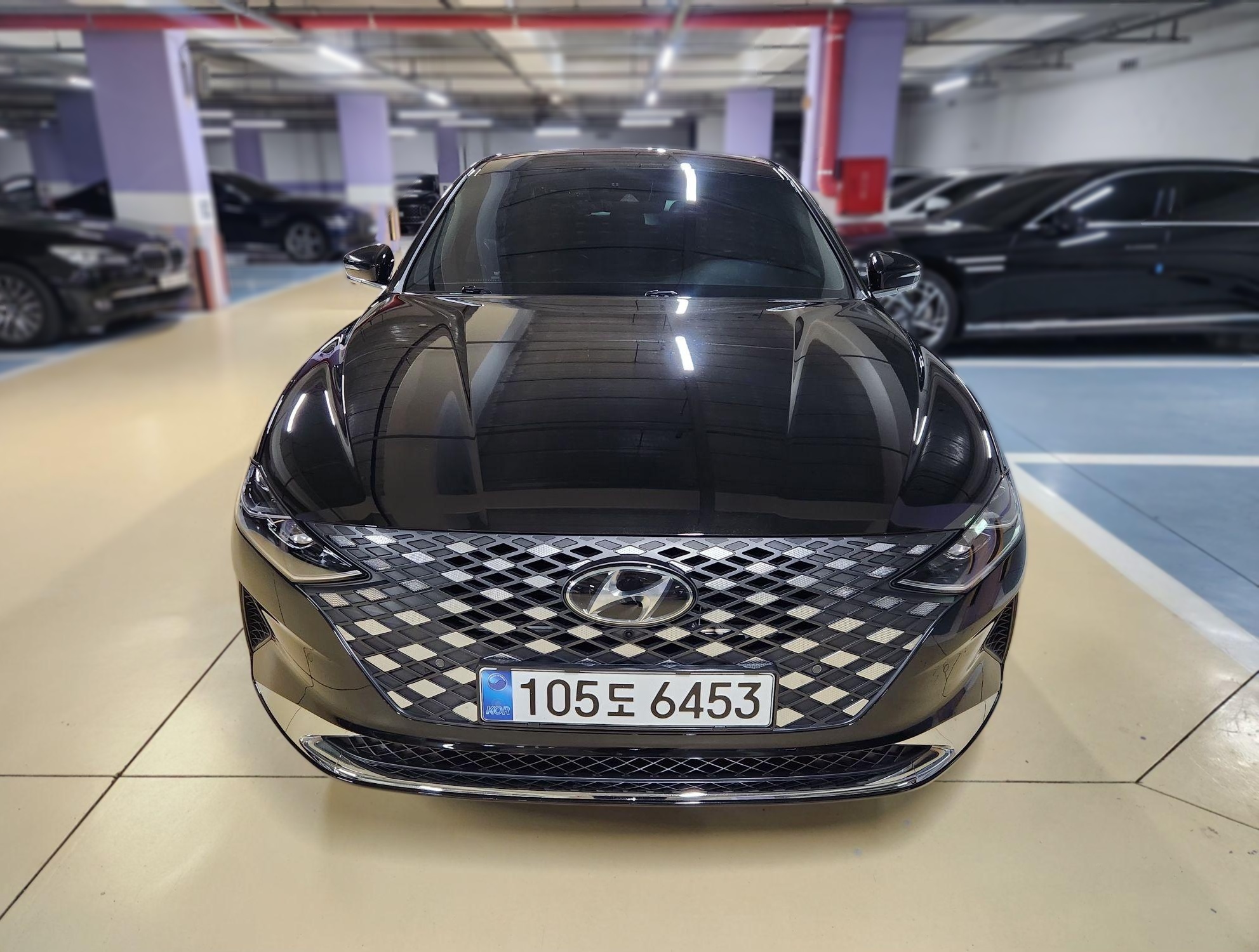 Hyundai The New Grandeur IG Hybrid