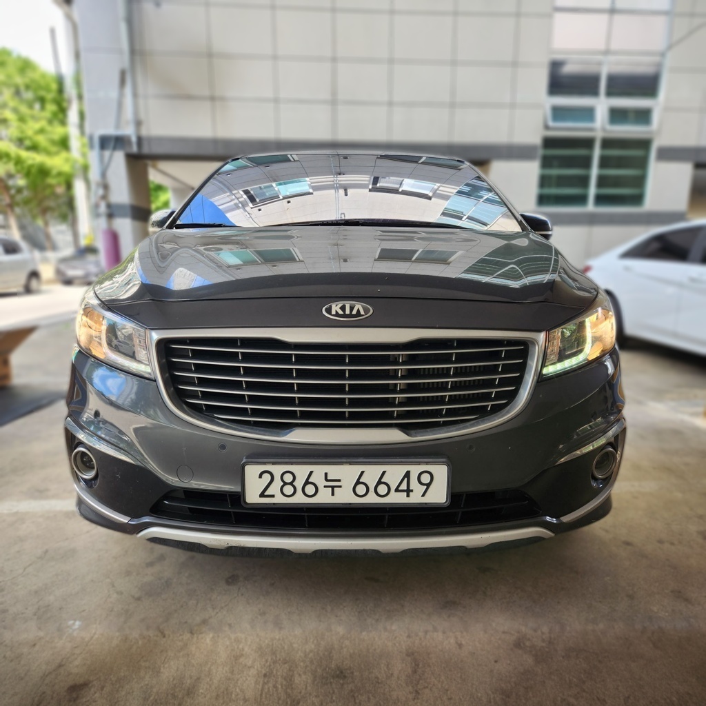 Kia All-New Carnival