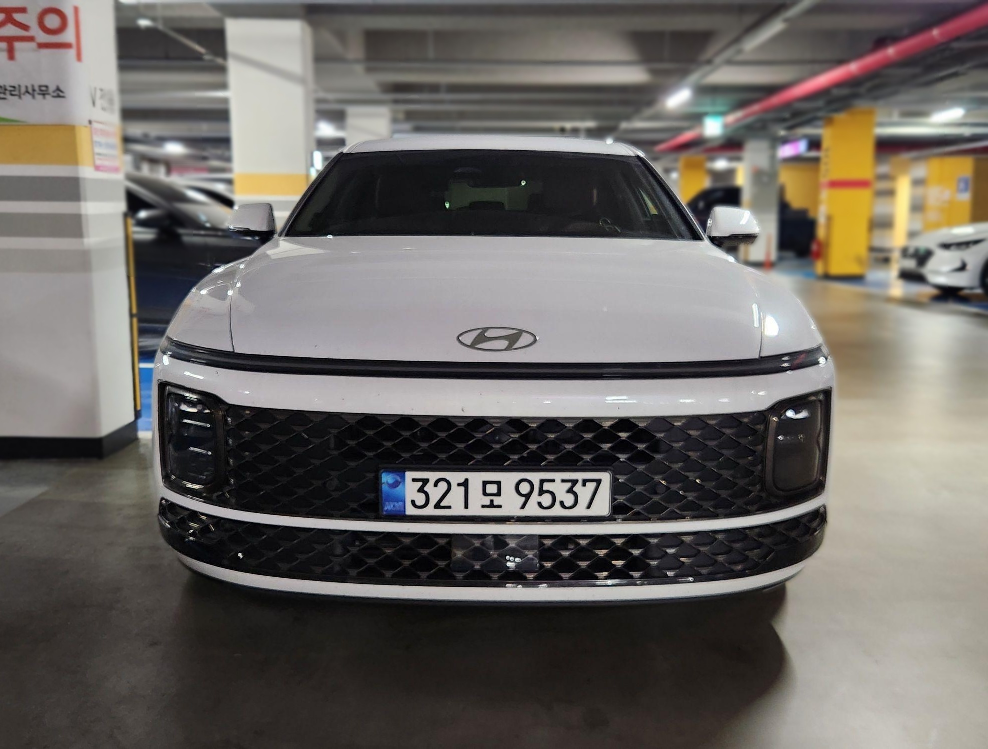 Hyundai The All-New Grandeur Hybrid (GN7)